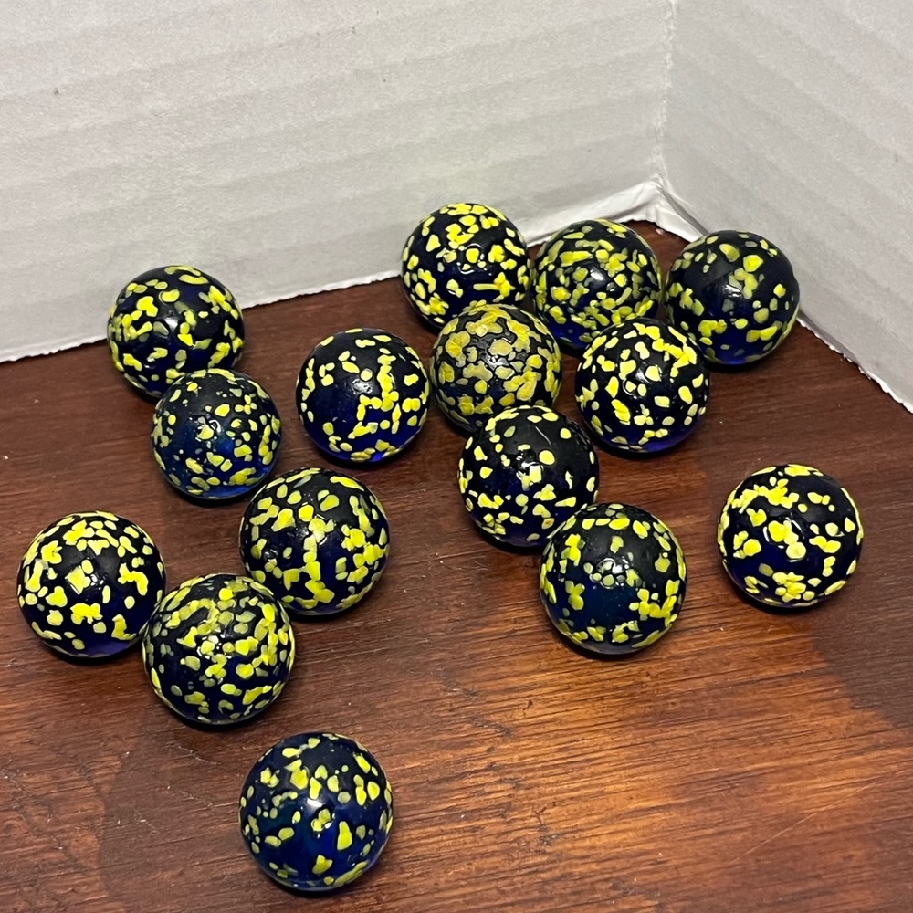 Vintage Glass Blue Confetti Speckled Marbles – Lot of 15 (22mm)